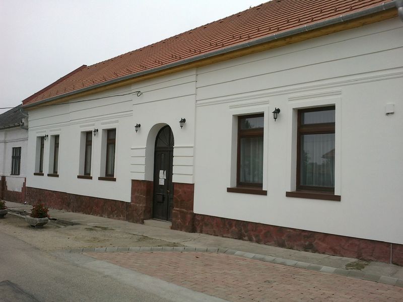 Hőszigetelés és festés – Balatonfőkajár 1 Hőszigetelés és festés – Balatonfőkajár 1